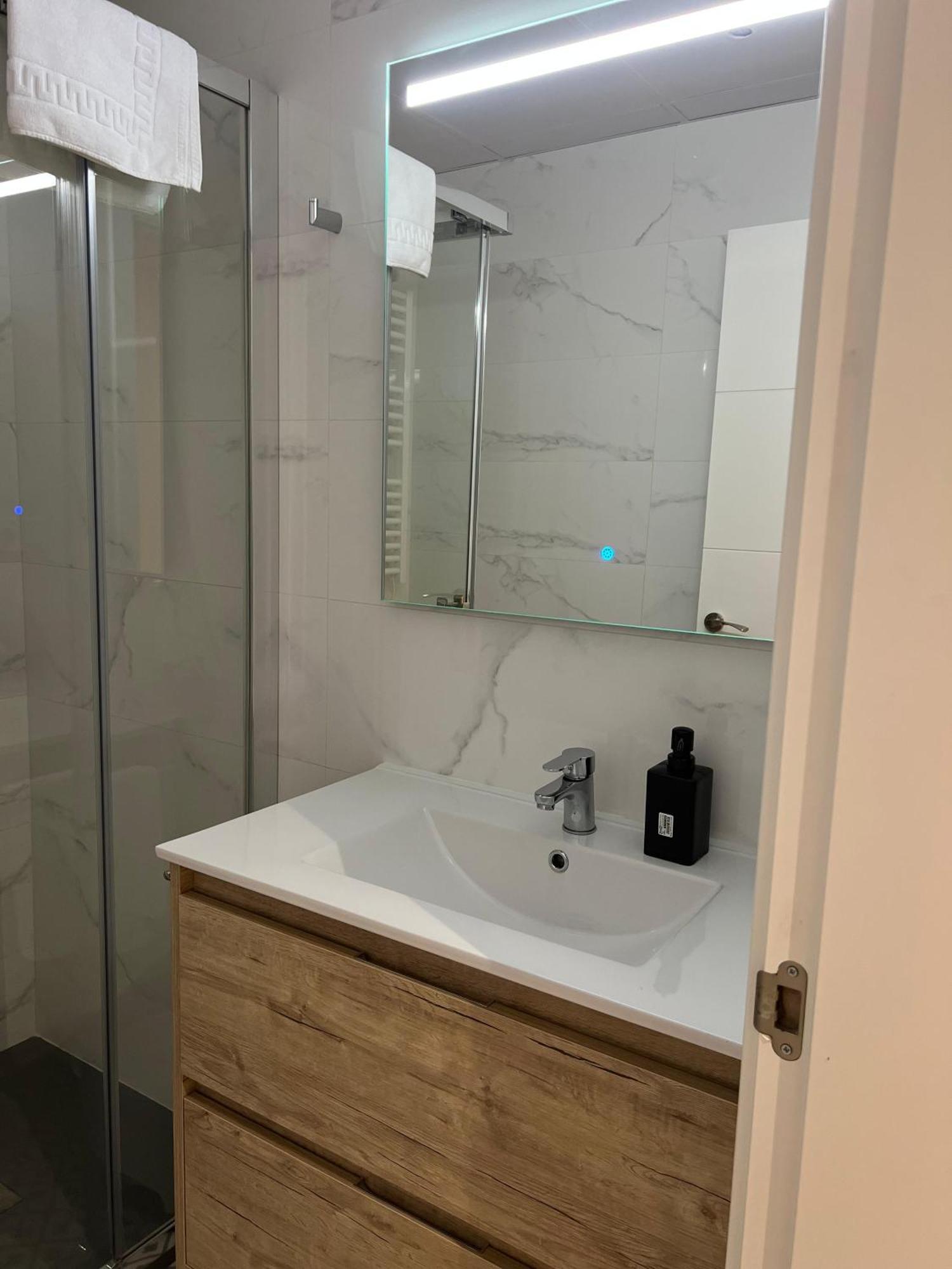 Room Plaza Espana 马德里 外观 照片